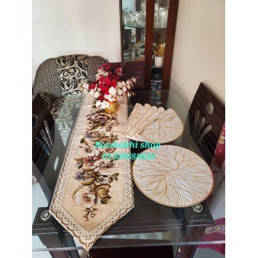 High quality vintage dining table runner