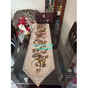 High quality vintage dining table runner