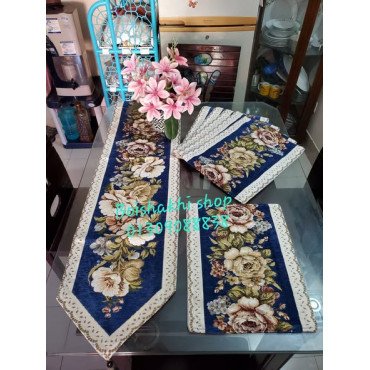 High quality vintage dining table mat with runner
